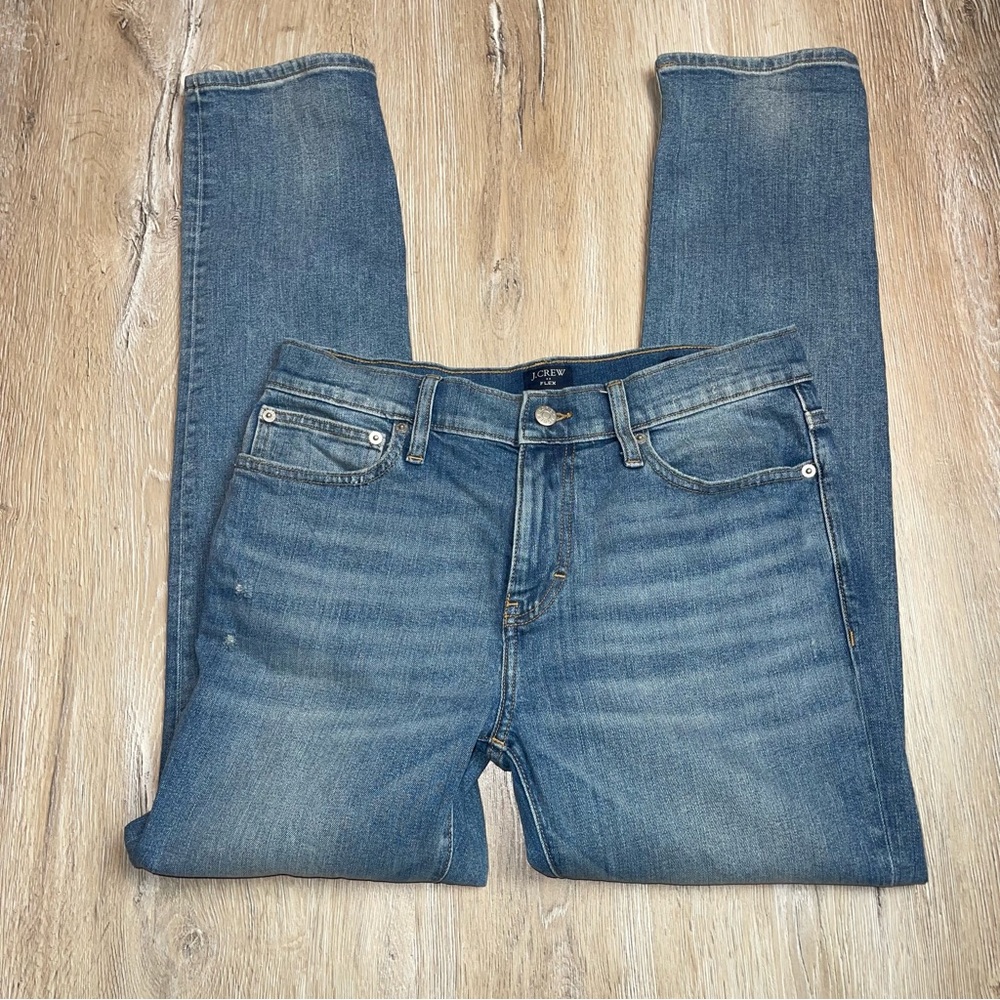J Crew Factory Men’s Size 30 Straight Slim Flex Jeans Distress Blue Style AW051